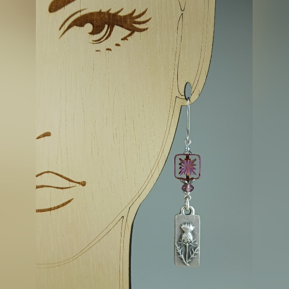Scottish Thistle Earrings Purple Czech Glass Highland Jewelry Hand Crafted - Picture 5 of 6